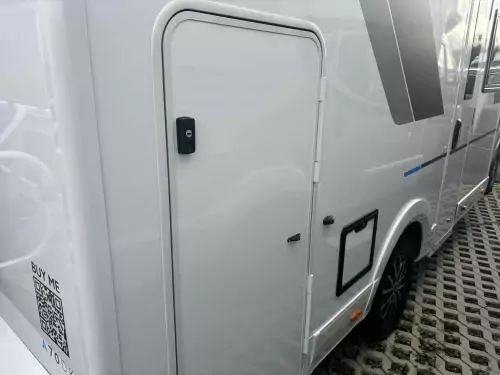 Adria Sun Living A70 DK 2025