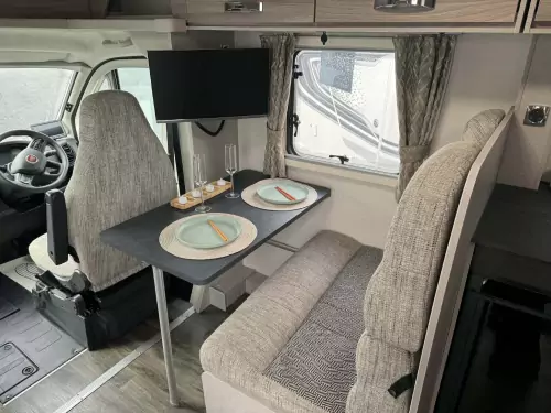 Swift Edge 464 (2023)