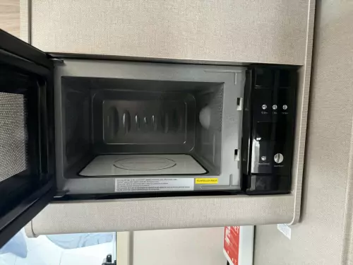 Swift Edge 464 (2023)