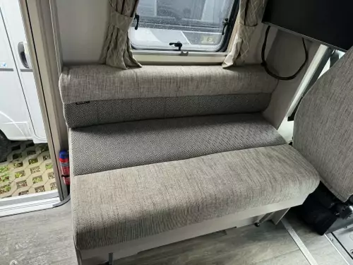 Swift Edge 486 (2023)