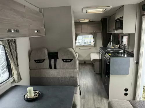 Swift Edge 486 (2023)