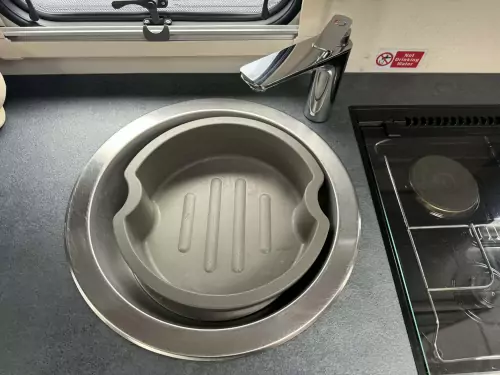 Swift Edge 486 (2023)