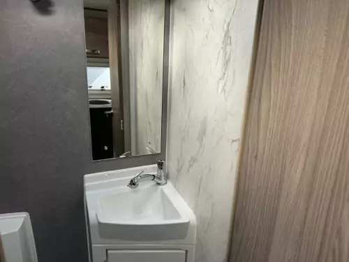 Swift Edge 486 (2023)