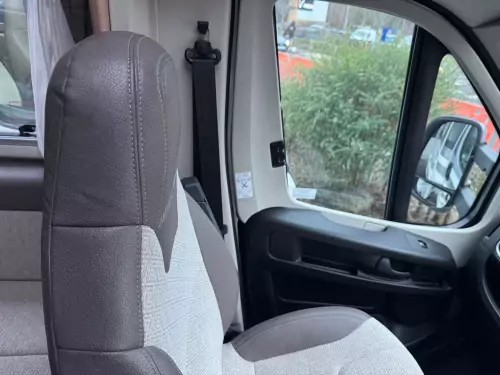 Auto-Trail Tracker EKS (2022)