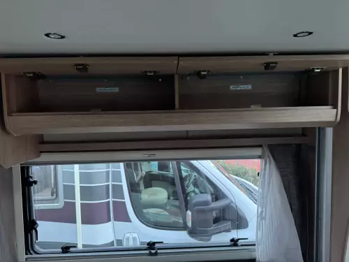 Auto-Trail Tracker EKS (2022)