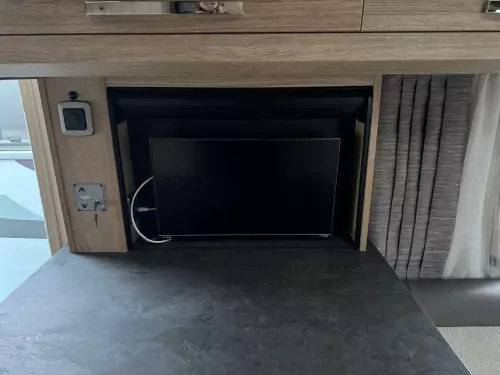 Auto-Trail Tracker EKS (2022)