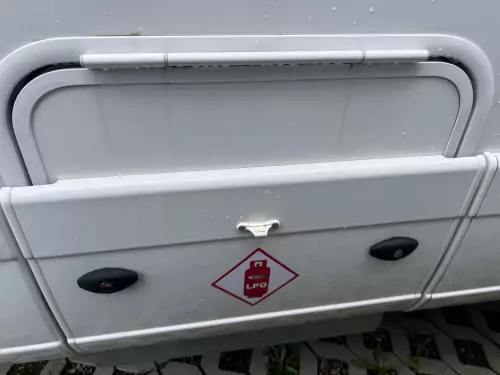 Auto-Trail Tracker EKS (2022)