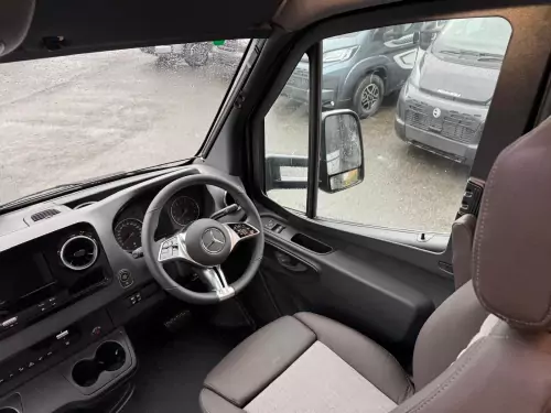 Adria Matrix Supreme MB 670 SL (2026)