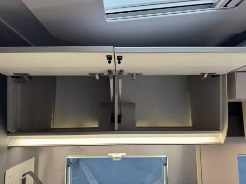 Adria Matrix Supreme MB 670 SL (2026)