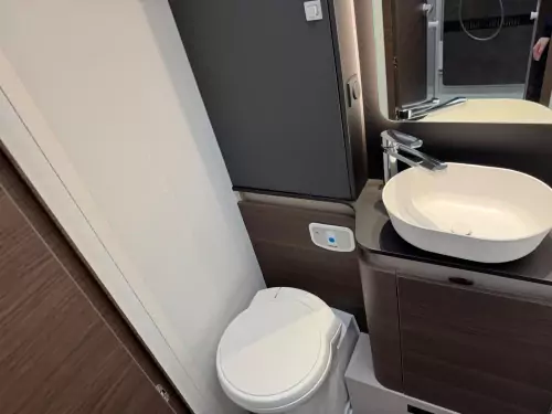 Adria Matrix Supreme MB 670 SL (2026)