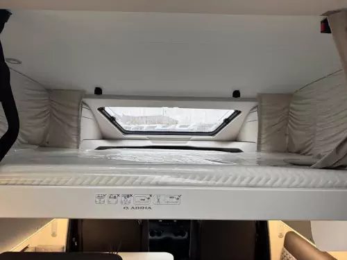 Adria Matrix Supreme MB 670 SL (2026)