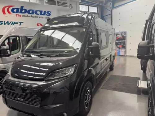 Adria Twin Supreme 600 SPB GB (2026) - Black