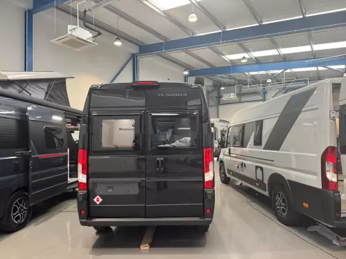 Adria Twin Supreme 600 SPB GB (2026) - Black