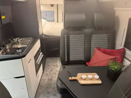 Adria Twin Supreme 600 SPB GB (2026) - Black