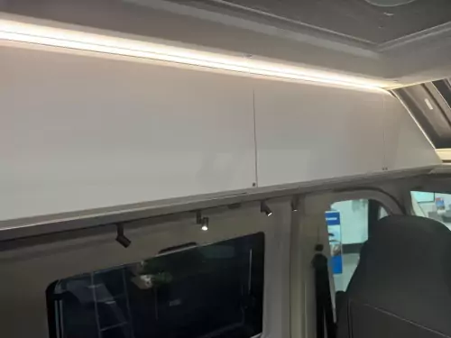 Adria Twin Supreme 600 SPB GB (2026) - Black