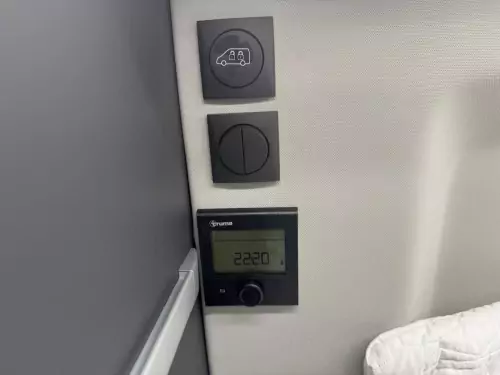 Adria Twin Supreme 600 SPB GB (2026) - Black