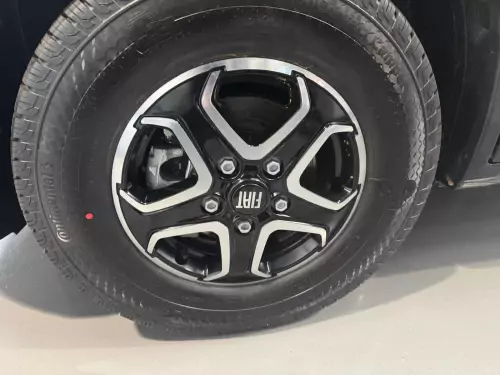 Adria Twin Supreme 600 SPB GB (2026) - Black