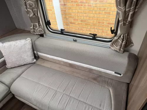 Swift Bessacarr 596 S-A (2019)