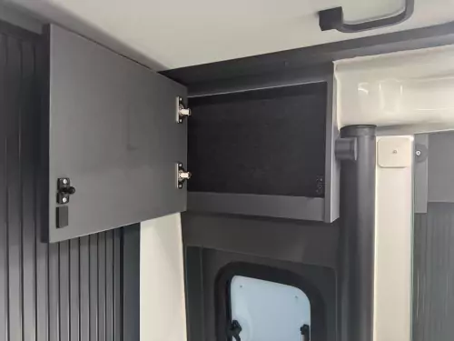 Adria Twin Supreme 600 SPB GB (2026) - Iron Grey