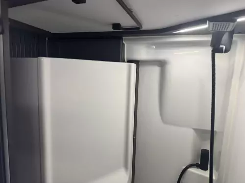 Adria Twin Supreme 600 SPB GB (2026) - Iron Grey