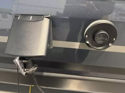 Adria Twin Supreme 600 SPB GB (2026) - Iron Grey