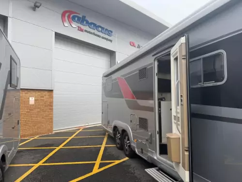 Burstner Elegance i910G (2017)