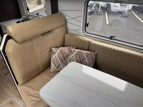 Burstner Elegance i910G (2017)