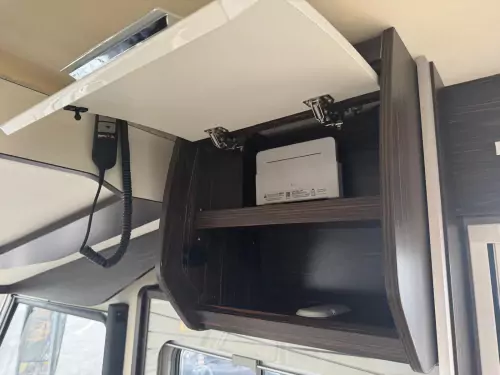 Burstner Elegance i910G (2017)