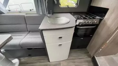 Swift Voyager 584 (2026)