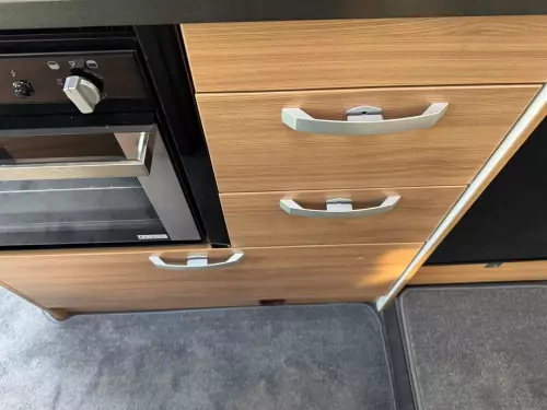 Adria Matrix Axess 600 SC (2020)