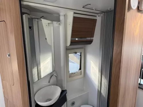 Adria Matrix Axess 600 SC (2020)