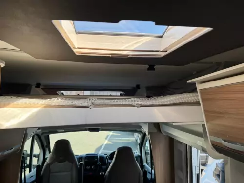 Adria Matrix Axess 600 SC (2020)