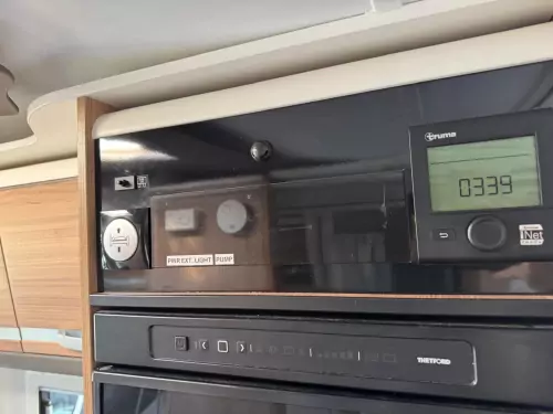 Adria Matrix Axess 600 SC (2020)