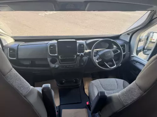 Swift Escape 694 (2026)