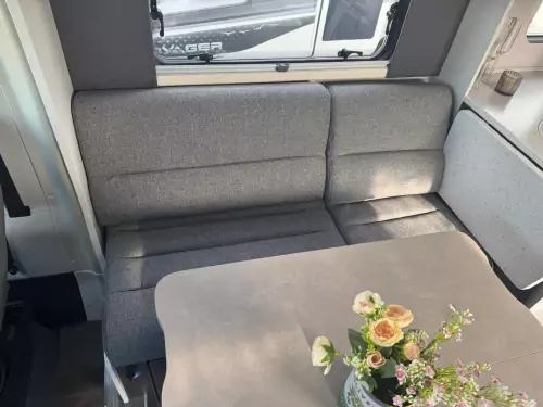 Swift Escape 694 (2026)