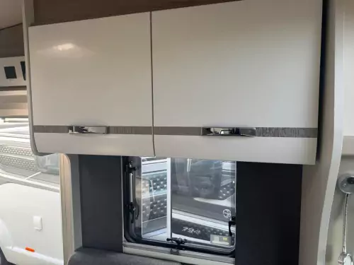 Swift Escape 694 (2026)