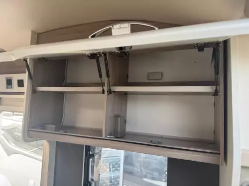 Swift Escape 694 (2026)