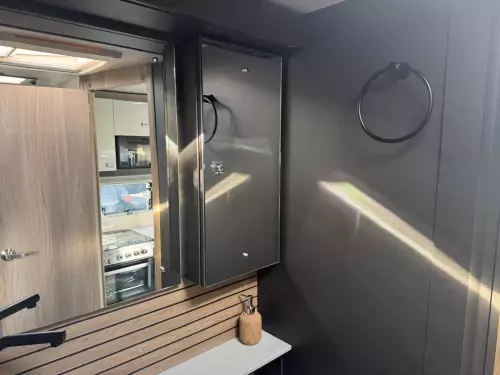 Swift Escape 694 (2026)