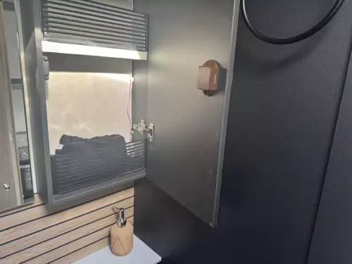 Swift Escape 694 (2026)