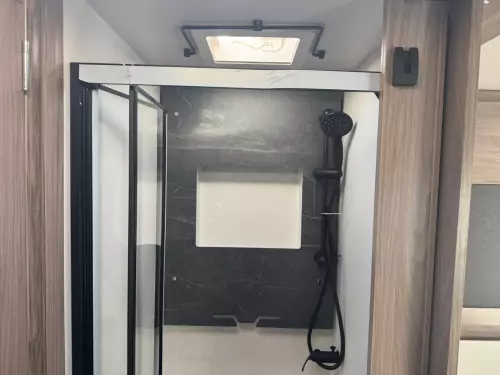 Swift Escape 694 (2026)