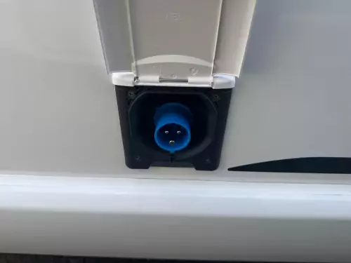 Swift Escape 694 (2026)