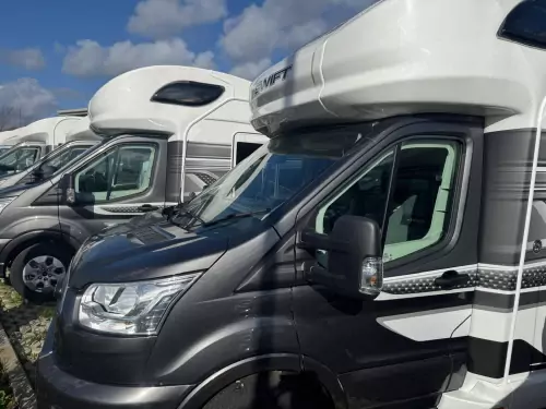 Swift Voyager 494 (2026)