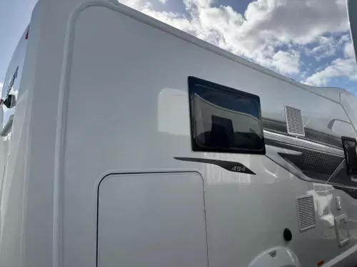 Swift Voyager 494 (2026)