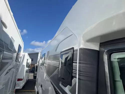 Swift Voyager 494 (2026)