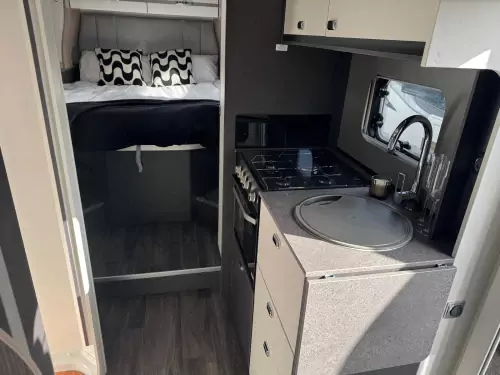 Swift Voyager 494 (2026)