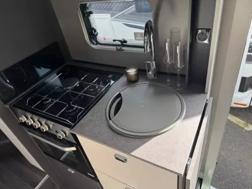 Swift Voyager 494 (2026)