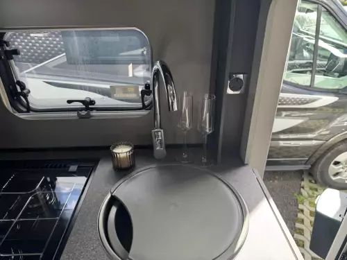 Swift Voyager 494 (2026)