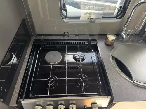 Swift Voyager 494 (2026)