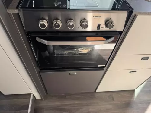 Swift Voyager 494 (2026)