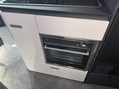 Adria Twin Supreme 600 SPB (2025)